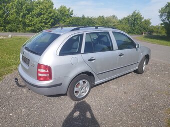 Škoda fabia kombi 1.4 16 v automat - 3