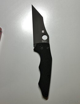 Nový Spyderco Yojumbo black - 3