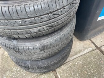 ALU BMW R15 195 / 65 / R15 , letní . - 3