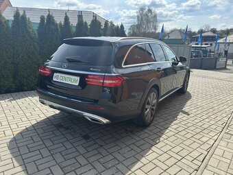 Mercedes-Benz E 220 E 220d 4MATIC All-TerrainT - 3