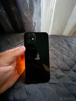 iPhone 12 - 3