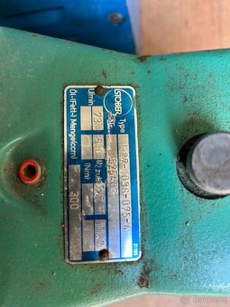 MOTORY//PREVODOVKY//OCASKA//RIDGID//KARDANY//HELUKABEL - 3
