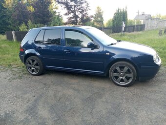 Volkswagen golf - 3