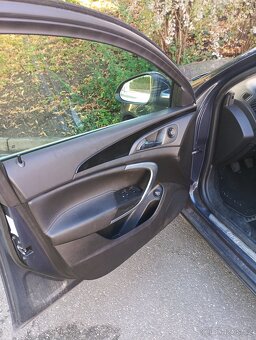 Opel Insignia na dily - 3