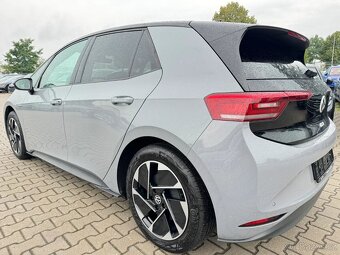 Volkswagen ID.3 Peroformance 150kw,matrix,kamera,keyless,TČ - 3