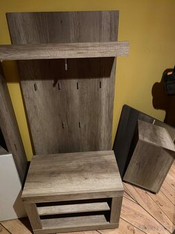 Předsínová stěna - 3