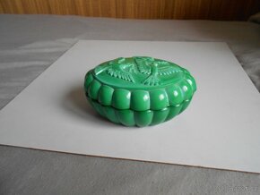 Stará dóza. Sklo JADE. - 3