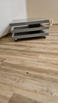 Rozkládací konferenční stolek - 3