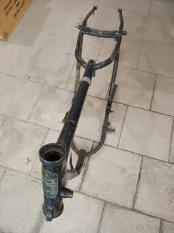 ČZ 175/477.1 - rám se štítkem rok 1970 - 3