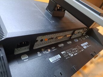 Monitor DELL 27" U2711 UltraSharp 2560x1440 16:9 HDMI DVI D - 3