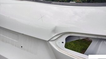 Mercedes B -class W247 2018 - zadna kapota kufor veko dvere - 3