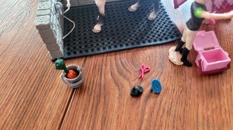 Schleich sprchy pro koně - 3