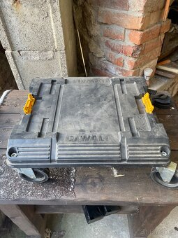 Kolečka DeWalt - 3