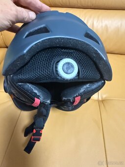 Lyžařská helma - 3