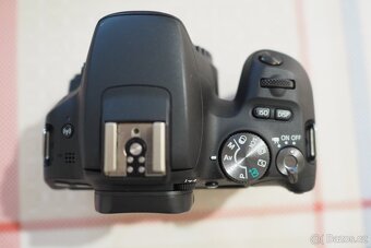 Canon EOS 200D tělo - 3