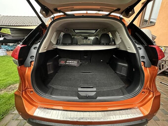 Nissan X-Trail DCi 150 4x4 Tekna SUV - 3