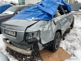 Náhradní díly Audi S6 4f 5.2 V10 - 3