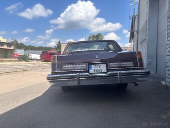 Oldsmobile 1983 - 3
