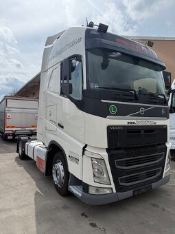 Prodám Tahač lowdeck Volvo FH460 r.v 10/2016 najeto 697000Km - 3
