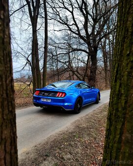 Ford Mustang GT 2019 manuál - 3
