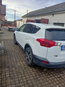 Rav4 2,0 D 4x4 r.10/ 2015 - 3