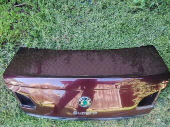 5 dveře škoda Superb 2 sedan - 3