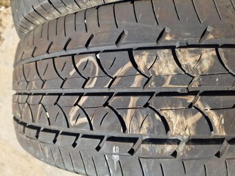 Prodam pneu 215/65/16C - 3
