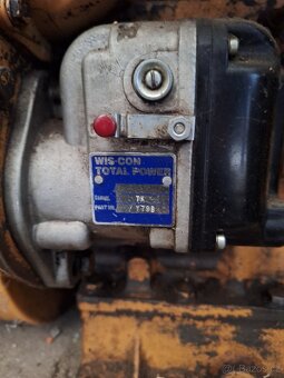 Motor Wisconsin dvouvalec benzinovy - 3
