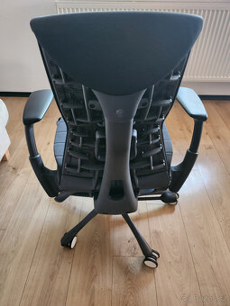 HermanMiller X Logitech G EMBODY Gaming Black Černá - 3