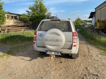 Suzuki Grand Vitara 1.9 ddis - 3