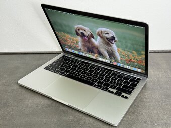 MacBook Pro 13'' 2020 / M1 / 16GB / 512GB SSD / Silver - D - 3