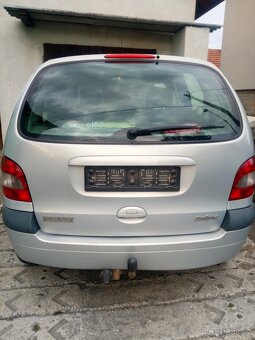 Renault Scénic - 3