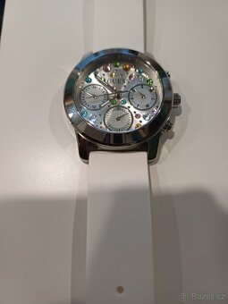 Bílé hodinky Guess - 3