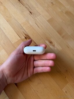 Apple AirPods Pro (1. generace) - 3