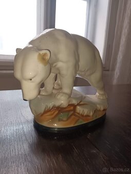 Porcelánová soška ledního medvěda - 3