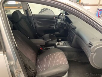 Volkswagen Passat 1.9 TDI 74Kw Comfortline - 3
