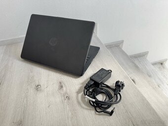HP 15 – i3 | 4GB RAM | 256GB SSD | W11 - 3