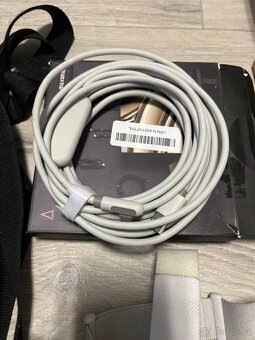 Oculus Quest 2 256GB, přenosné pouzdro, příslušenství VR - 3