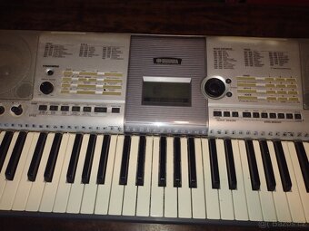 Klávesy Yamaha - 3