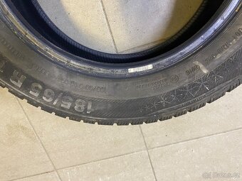 Pneu 185/65/15 - 3