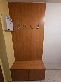 Botník a šatní skříň do předsíně - 3