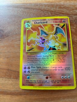 Pokemon Charizard - 3