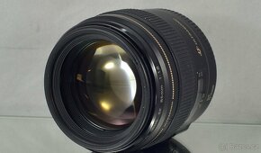 Canon EF 85mm f/1.8 USM fullframe-formátPevný - 3