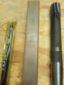 Vrták 8,5, výstružník 25E8, závitník M22x1 - 3