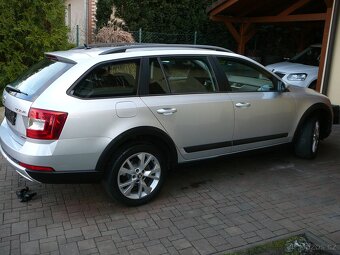 ŠKODA OCTAVIA SCOUT 2.0 TDI 110KW 4x4 NAV ALU TAŽNÉ SERVISKA - 3