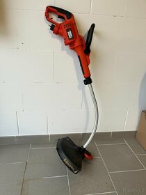 Strunová sekačka Black-Decker GL7033 - 3