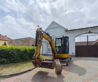 Pásový minibagr CAT 303,5 E - 3