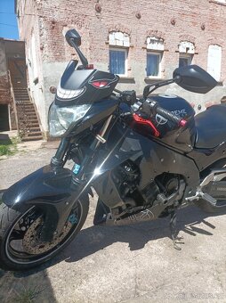 Yamaha yzf 1000 R - 3