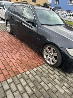 Kola BMW 17’ - 3