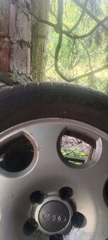 Pneu 205/55/16 - 3